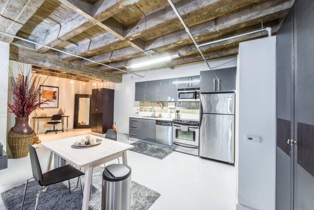 Newly Renovated 1Bdrm Loft Dtla And Rooftop Pool Apartamento Los Ángeles